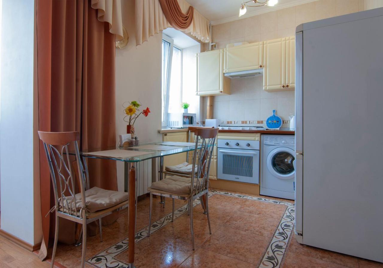 Home Hotel Apartments On Khreshchatyk Area Kiev Buitenkant foto