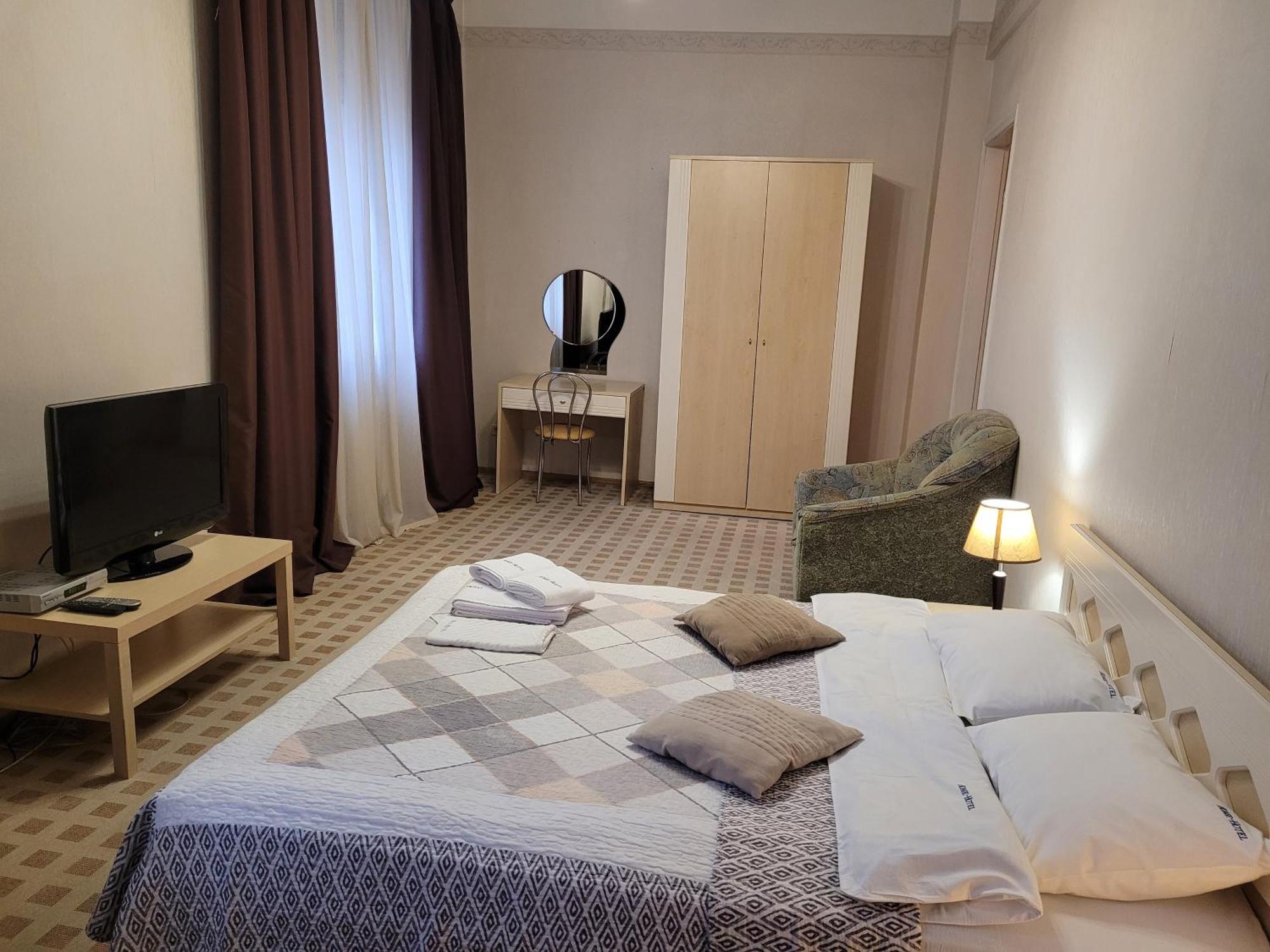 Home Hotel Apartments On Khreshchatyk Area Kiev Buitenkant foto