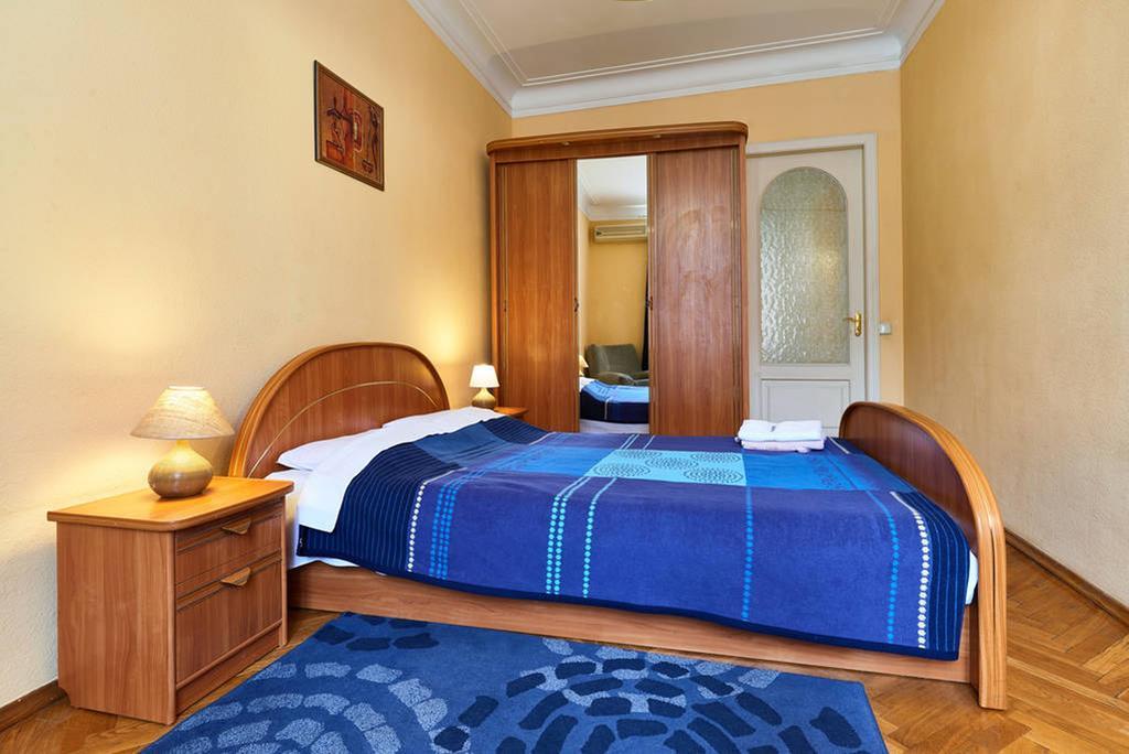 Home Hotel Apartments On Khreshchatyk Area Kiev Buitenkant foto