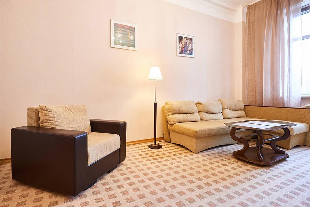 Home Hotel Apartments On Khreshchatyk Area Kiev Buitenkant foto